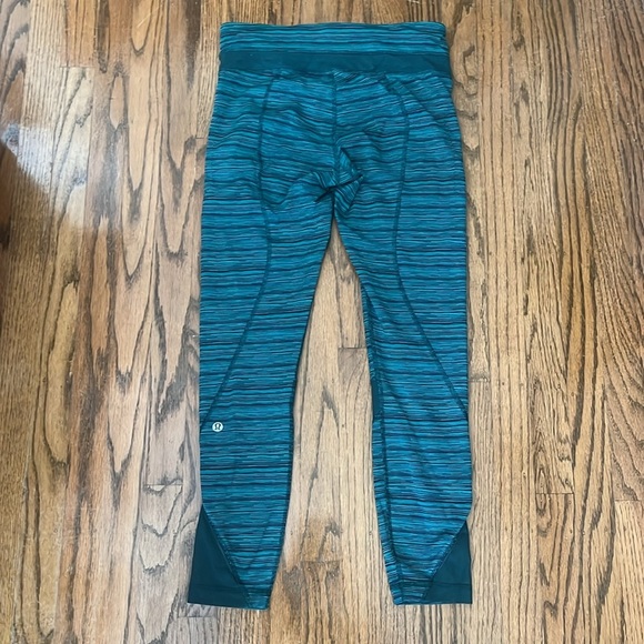 Lululemon Inspire Tight power Luxtreme Spray Jacquard Cropped Leggings Size 6 - Picture 13 of 13